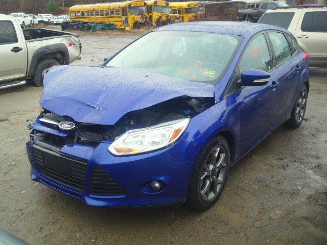 1FADP3K21DL355556 - 2013 FORD FOCUS SE BLUE photo 2