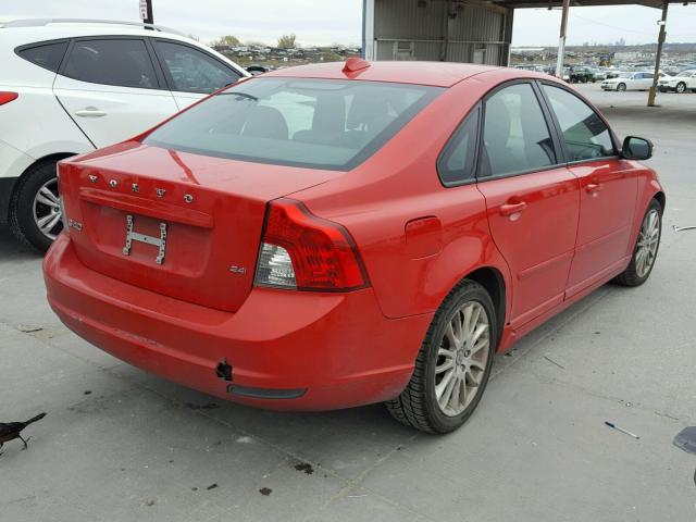 YV1382MS4A2491430 - 2010 VOLVO S40 2.4I RED photo 4