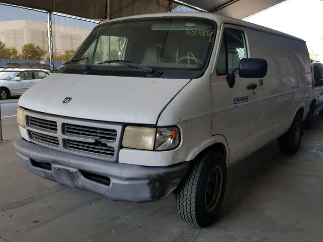 2B7HB21Y3VK549789 - 1997 DODGE RAM VAN B2 WHITE photo 2