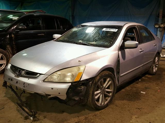 1HGCM56495A110881 - 2005 HONDA ACCORD LX SILVER photo 2