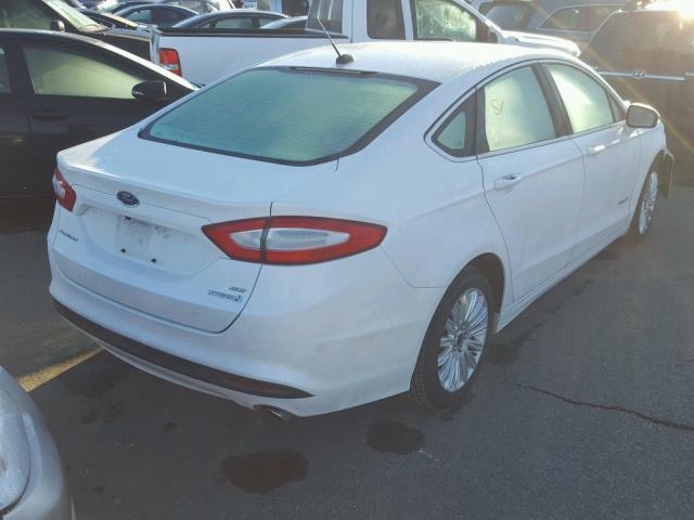 3FA6P0LU3DR371122 - 2013 FORD FUSION SE WHITE photo 4