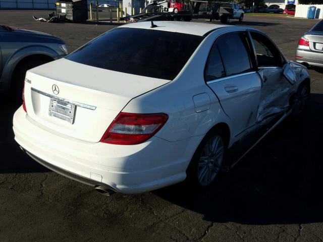 WDDGF54X48R035560 - 2008 MERCEDES-BENZ C 300 WHITE photo 4