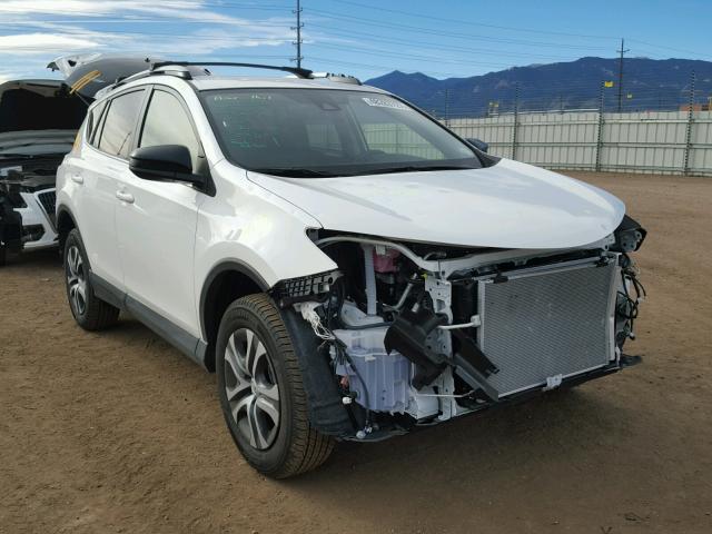 JTMBFREV8HJ147947 - 2017 TOYOTA RAV4 LE WHITE photo 1