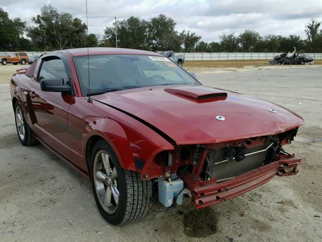 1ZVHT82H185105072 - 2008 FORD MUSTANG GT RED photo 1