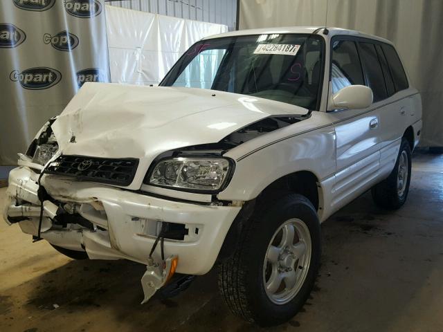 JT3GP10V3X7061764 - 1999 TOYOTA RAV4 WHITE photo 2