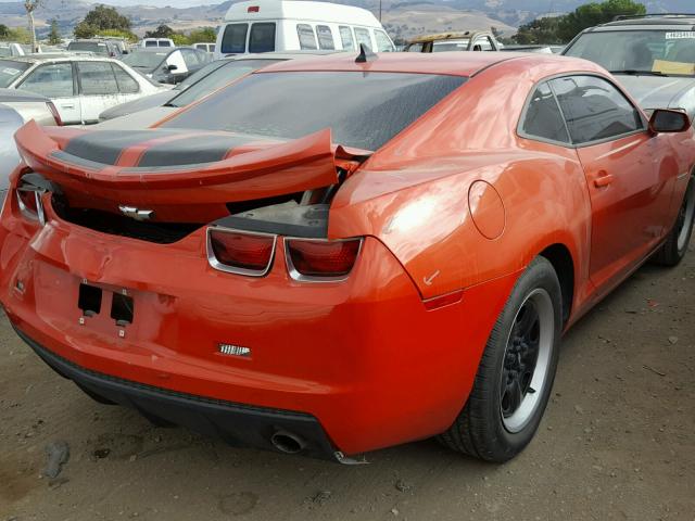 2G1FA1E35D9167619 - 2013 CHEVROLET CAMARO LS ORANGE photo 4