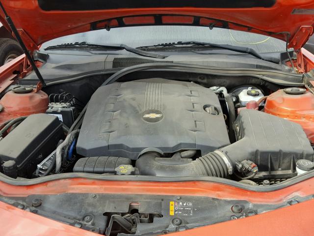 2G1FA1E35D9167619 - 2013 CHEVROLET CAMARO LS ORANGE photo 7