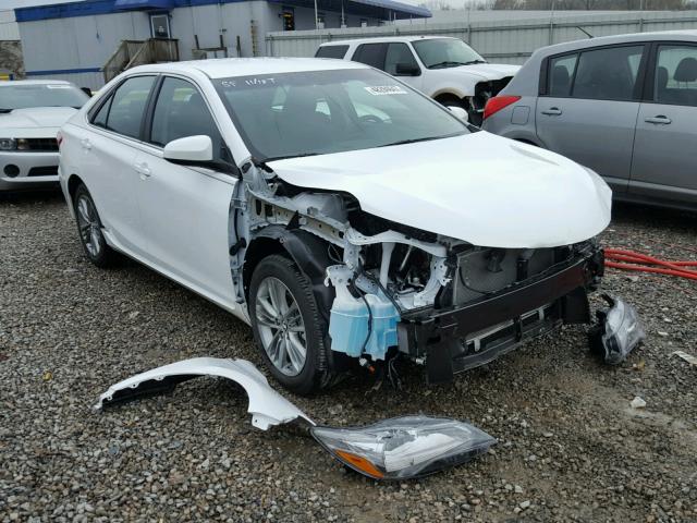 4T1BF1FKXHU440152 - 2017 TOYOTA CAMRY LE WHITE photo 1