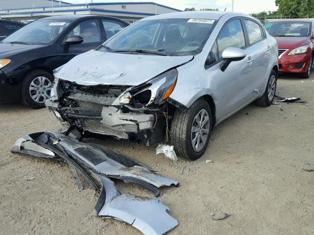 KNADM4A34F6458021 - 2015 KIA RIO LX SILVER photo 2