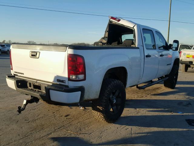 1GTHC23K07F506731 - 2007 GMC SIERRA C25 WHITE photo 4