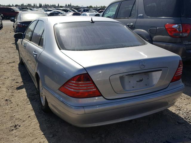 WDBNG70J54A413775 - 2004 MERCEDES-BENZ S 430 GRAY photo 3