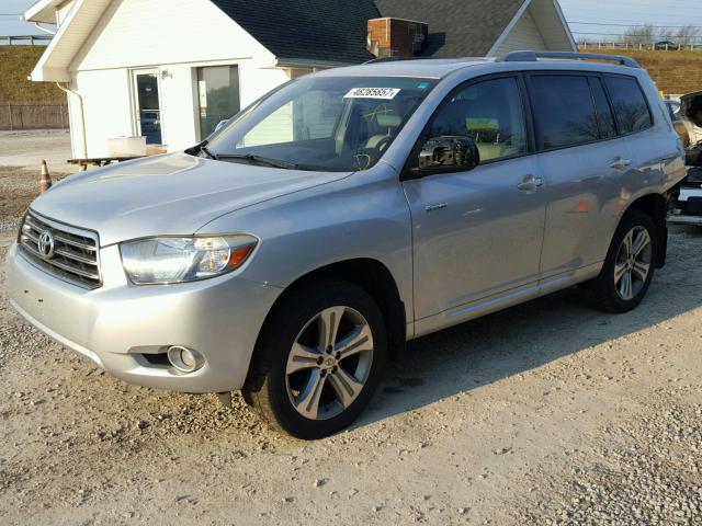 JTEES43A382050656 - 2008 TOYOTA HIGHLANDER SILVER photo 2