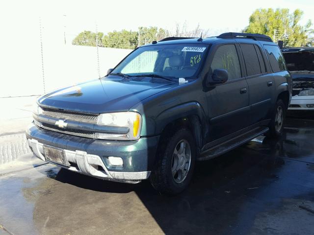 1GNES16S856139612 - 2005 CHEVROLET TRAILBLAZE GREEN photo 2