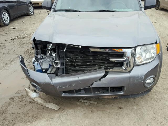 1FMCU9DG6AKC16966 - 2010 FORD ESCAPE XLT GRAY photo 7