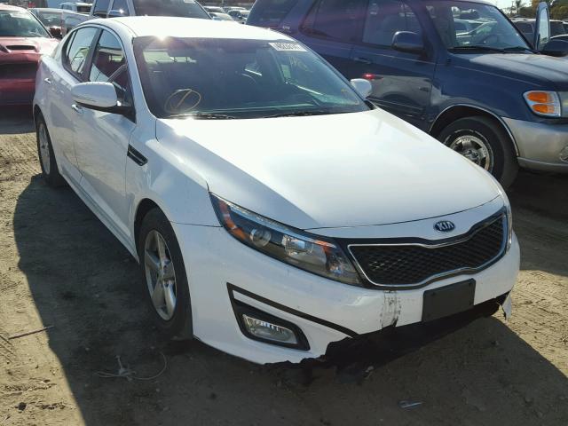 KNAGM4A76F5664995 - 2015 KIA OPTIMA LX WHITE photo 1