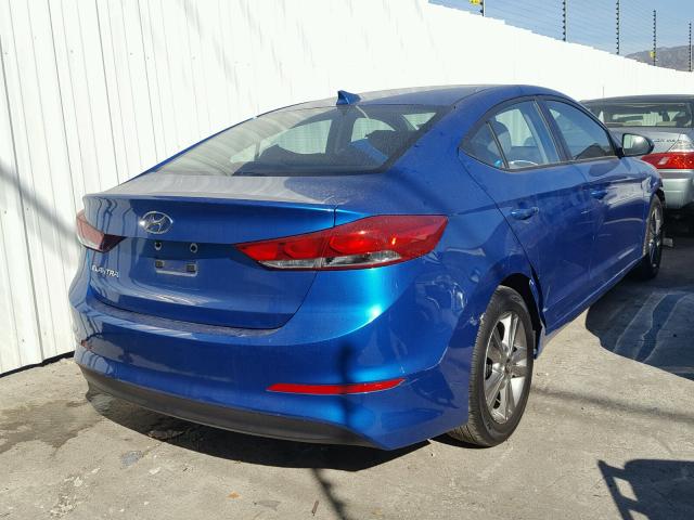 5NPD84LF7HH180044 - 2017 HYUNDAI ELANTRA SE BLUE photo 4