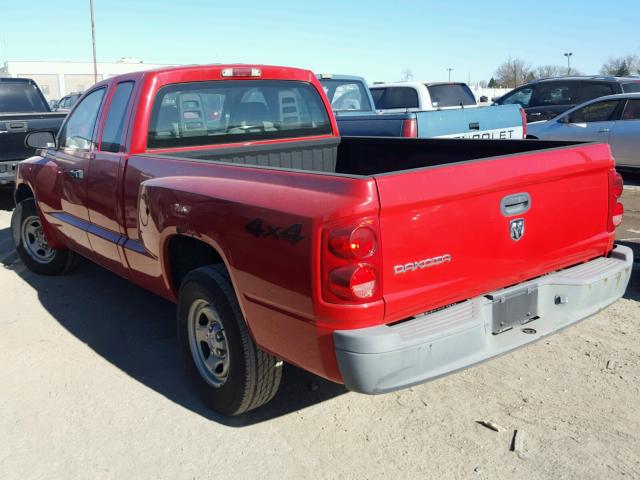 1D7HW22K05S206092 - 2005 DODGE DAKOTA ST RED photo 3