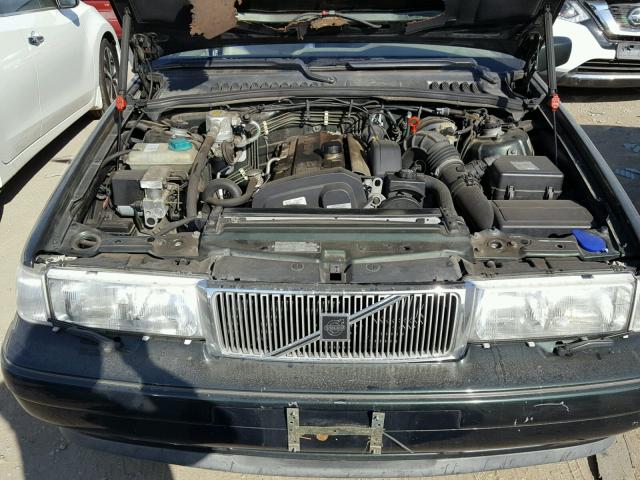 YV1KW9609W1050279 - 1998 VOLVO V90 Կանաչ լուսանկար 7
