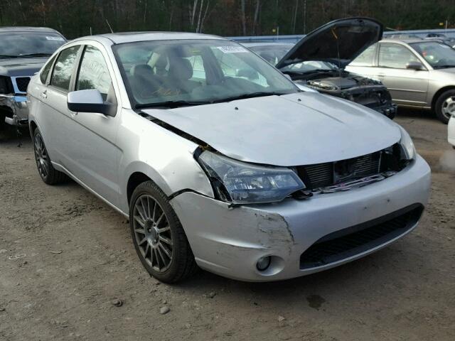 1FAHP3GN8AW141159 - 2010 FORD FOCUS SES WHITE photo 1