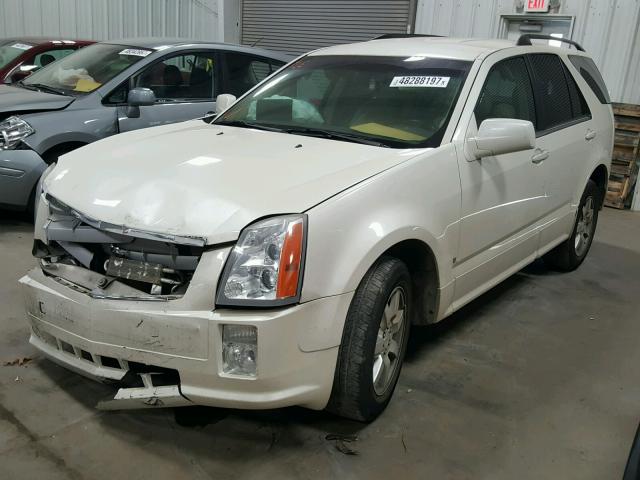 1GYEE637670170516 - 2007 CADILLAC SRX WHITE photo 2