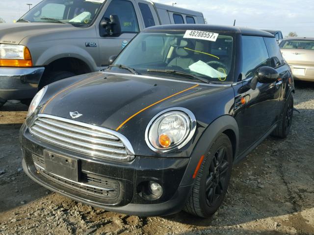 WMWSU3C56DT689792 - 2013 MINI COOPER BLACK photo 2