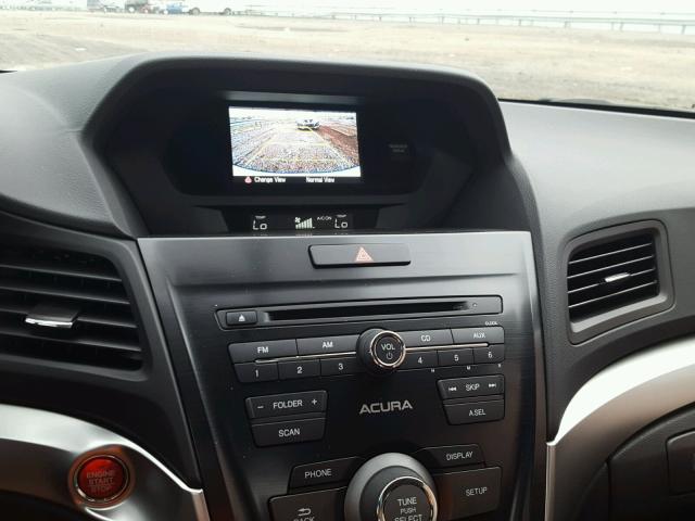 19UDE2F30HA013029 - 2017 ACURA ILX BASE WHITE photo 9