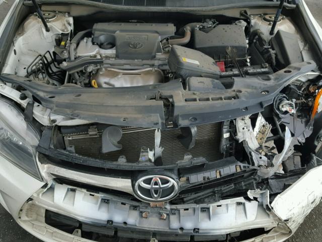 4T1BF1FK0GU126850 - 2016 TOYOTA CAMRY LE WHITE photo 7