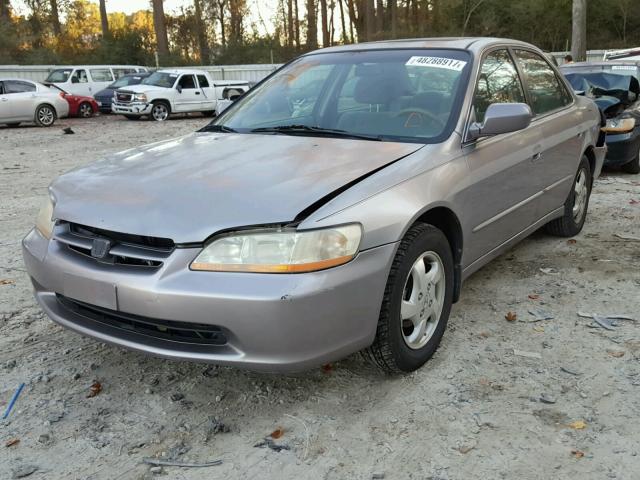 1HGCG565XYA105595 - 2000 HONDA ACCORD EX TAN photo 2