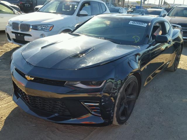 1G1FF1R72H0163770 - 2017 CHEVROLET CAMARO SS Negro foto 2