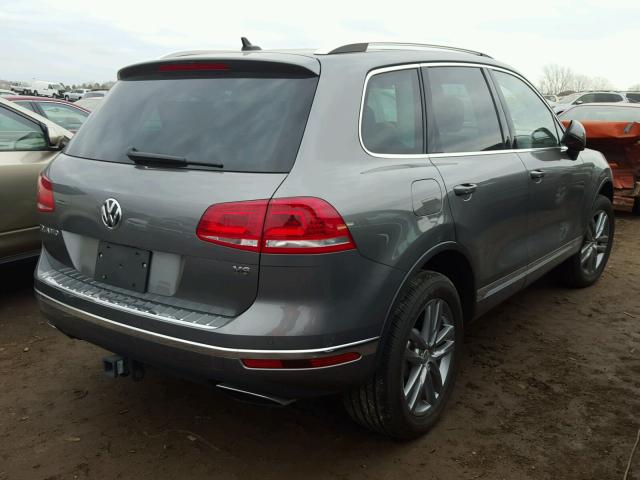 WVGEF9BP9FD007867 - 2015 VOLKSWAGEN TOUAREG V6 GRAY photo 4