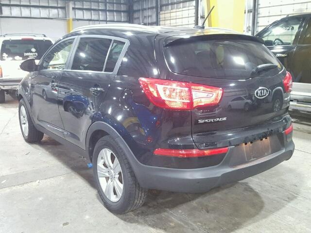 KNDPBCA26B7080568 - 2011 KIA SPORTAGE L BLACK photo 3