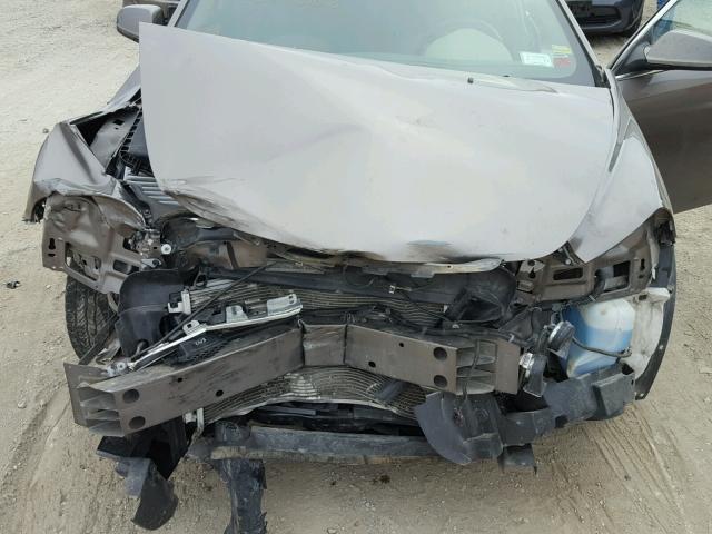 1G1ZC5E18BF284662 - 2011 CHEVROLET MALIBU 1LT GOLD photo 7