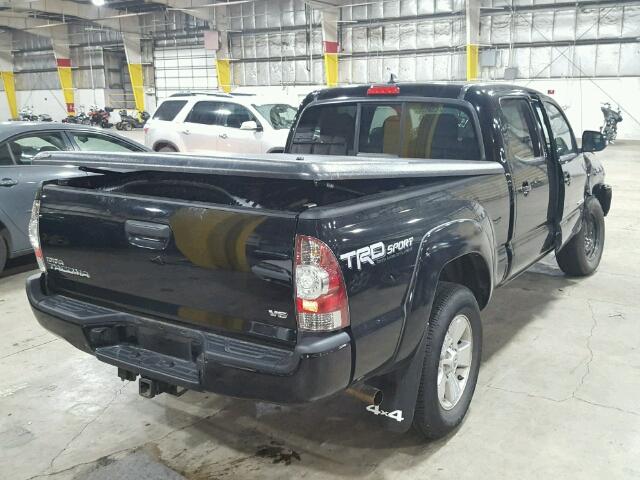 3TMMU4FN5EM069741 - 2014 TOYOTA TACOMA DOU BLACK photo 4