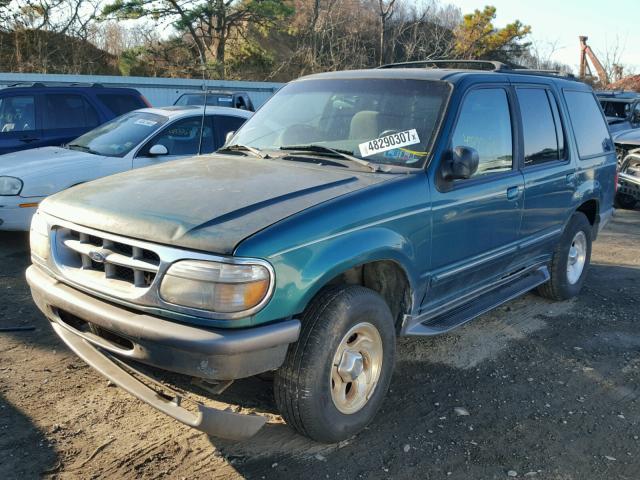 1FMZU34XXWZB97683 - 1998 FORD EXPLORER GREEN photo 2