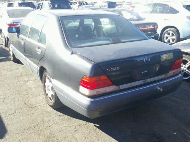 WDBGA32E3SA233405 - 1995 MERCEDES-BENZ S 320W GRAY photo 3