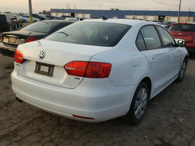 3VWLL7AJ7EM282711 - 2014 VOLKSWAGEN JETTA TDI WHITE photo 4