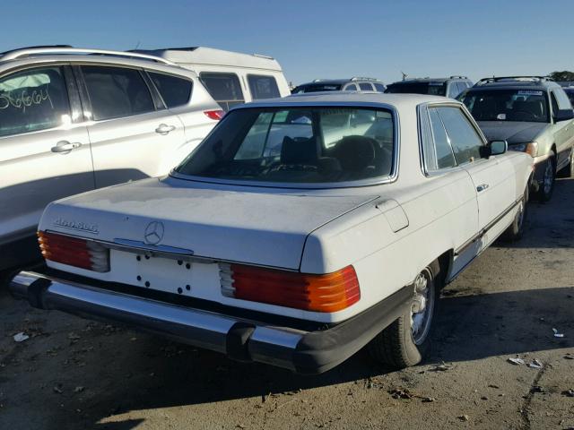 10702412005960 - 1974 MERCEDES-BENZ SLC 450 WHITE photo 4