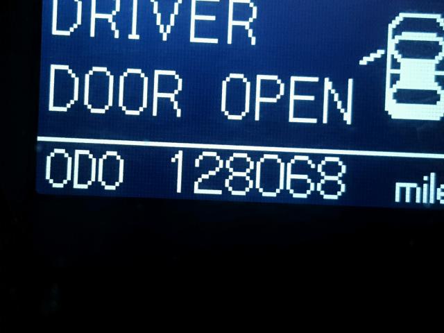 4T1BF3EK7BU595195 - 2011 TOYOTA CAMRY BASE SILVER photo 8