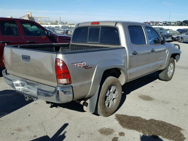 5TEJU62NX6Z310864 - 2006 TOYOTA TACOMA DOU GOLD photo 4