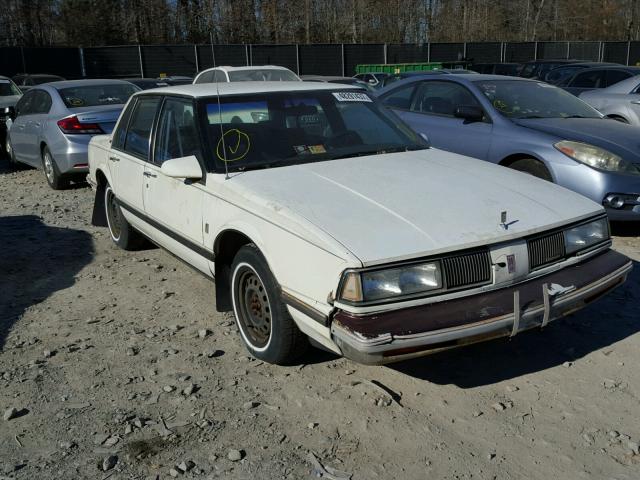 1G3HN54C5J1818504 - 1988 OLDSMOBILE DELTA 88 R WHITE photo 1