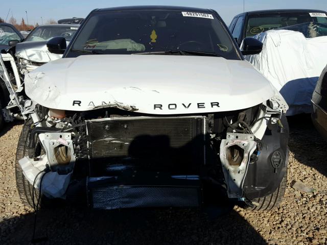 SALVT2BG9FH985078 - 2015 LAND ROVER RANGE ROVE WHITE photo 9