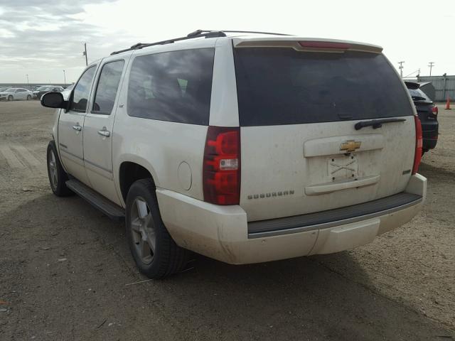 1GNSCKE07BR128732 - 2011 CHEVROLET SUBURBAN C WHITE photo 3