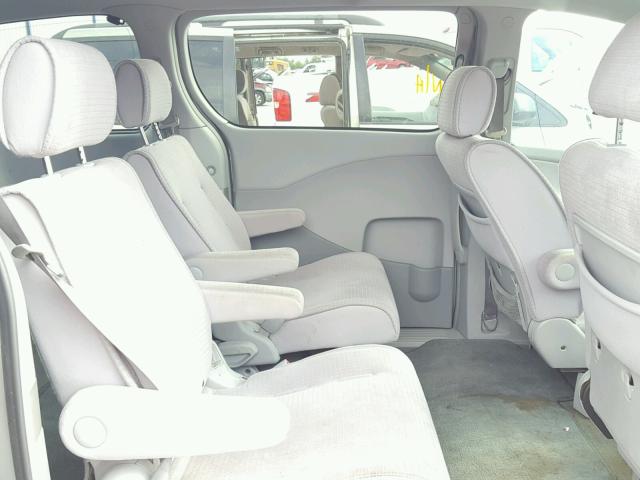 5N1BV28UX6N115709 - 2006 NISSAN QUEST S SILVER photo 6