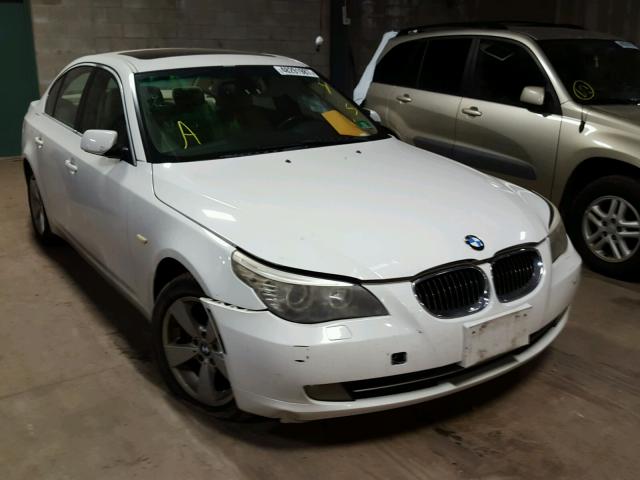 WBANV13548CZ56223 - 2008 BMW 528 XI WHITE photo 1