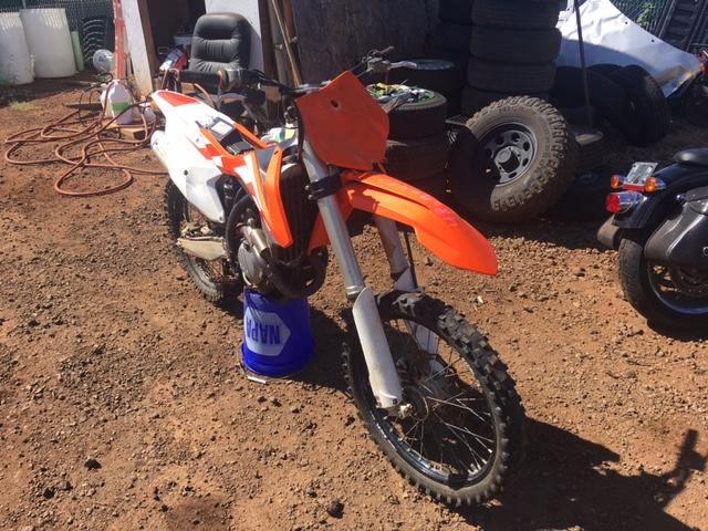 VBKSXK431GM136045 - 2016 KTM 250 SX-F ORANGE photo 1