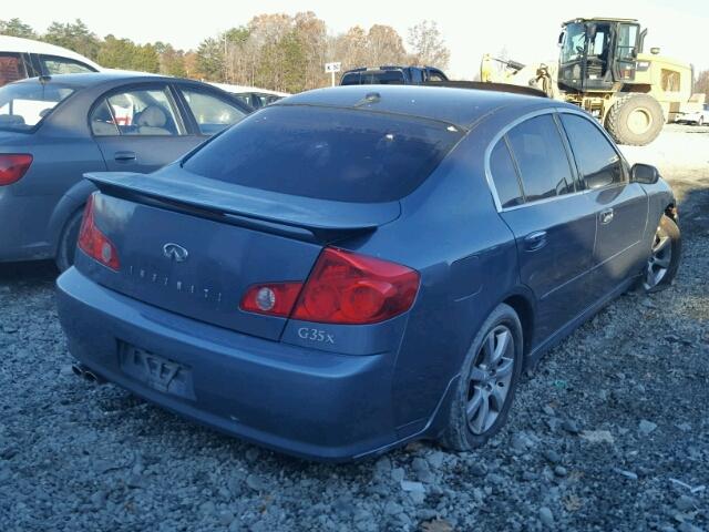 JNKCV51FX5M307799 - 2005 INFINITI G35 BLUE photo 4