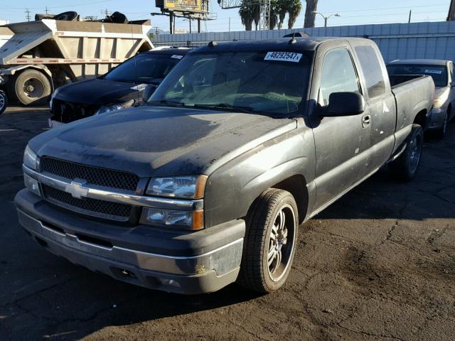 2GCEC19T841215605 - 2004 CHEVROLET SILVERADO GRAY photo 2