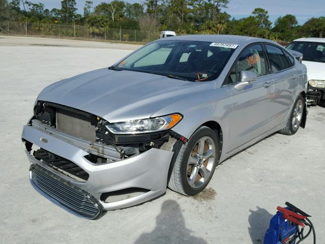 3FA6P0HR3DR101568 - 2013 FORD FUSION SE SILVER photo 2