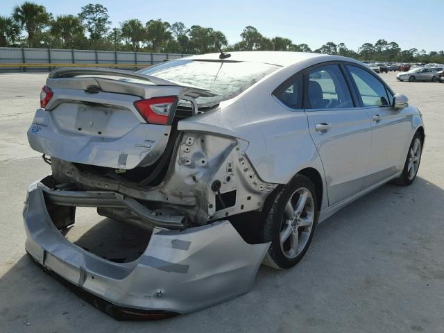 3FA6P0HR3DR101568 - 2013 FORD FUSION SE SILVER photo 4