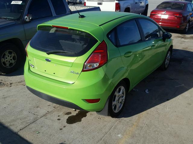 3FADP4EJXEM131226 - 2014 FORD FIESTA SE GREEN photo 4